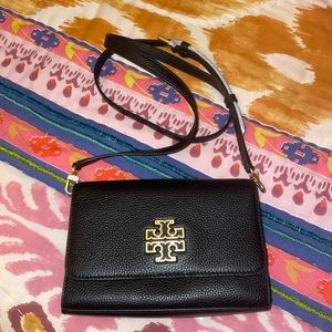 Britton Combo Crossbody